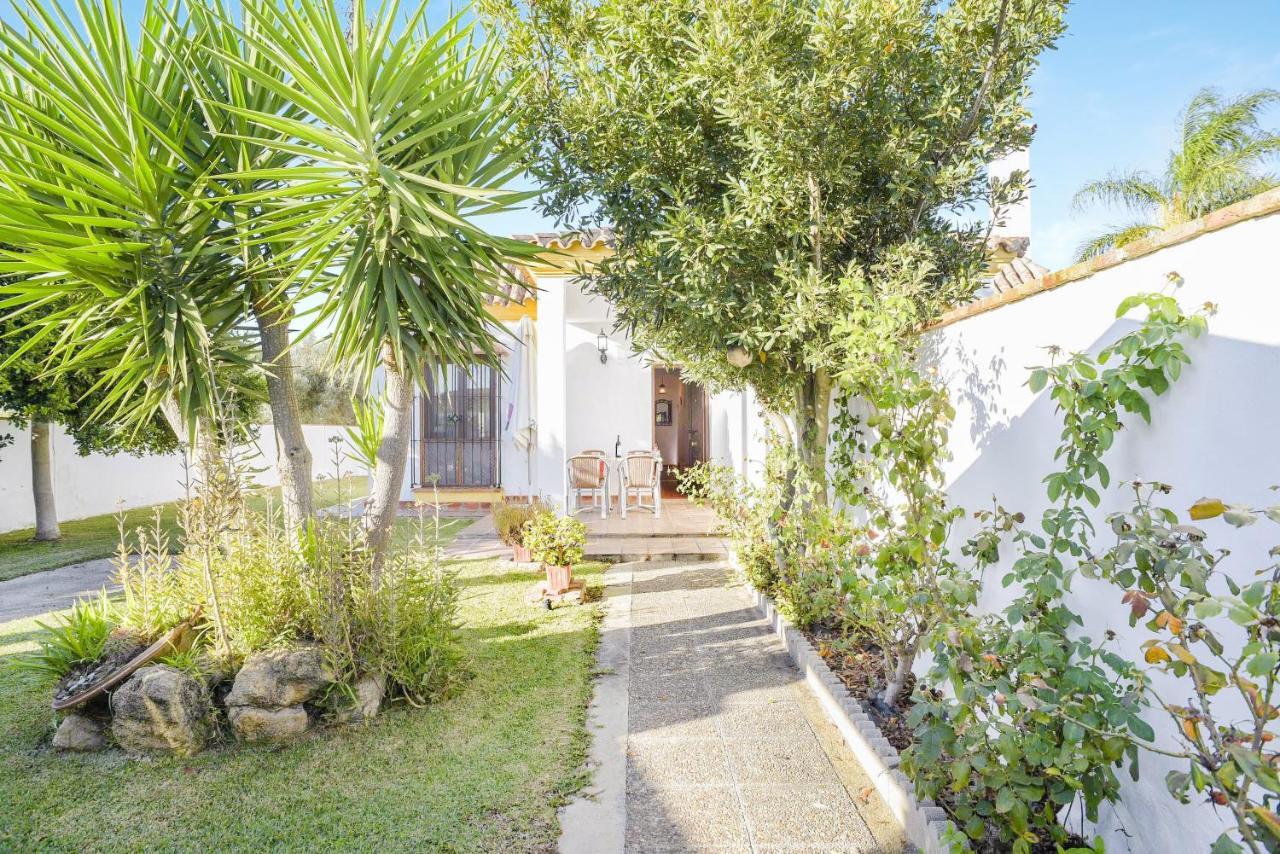 Casa Villanueva 1 -Solo Familias コニル・デ・ラ・フロンテラ エクステリア 写真